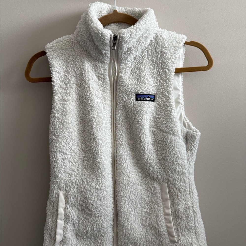 Patagonia White Sherpa Fleece Vest - Zip Front - Womens XS - Picture 1 of 3